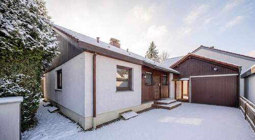 Bild 1 - Ihr Rückzugsort in Seenähe - Einfamilienhaus mit viel Potential