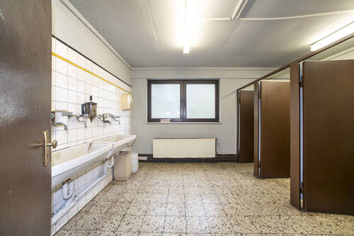 Toiletten im 1. UG - 