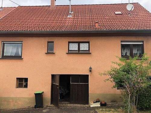 Rückansicht - Wannemacher Immobilien **** Einseitig angebautes Wohnhaus in ruhiger schöner Lage von Neunkirchen-Hangard ****