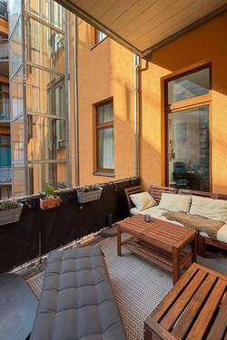 Weitere Ansicht Terrasse - Großzügige Altbauwohnung mit sonniger Terrasse im Herzen von Friedrichshain