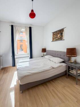 Zimmer 2 - 