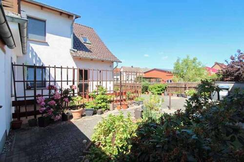 Idyllischer Innenhof - 