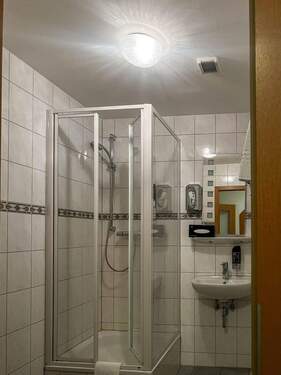 Zimmer-Dusche - 