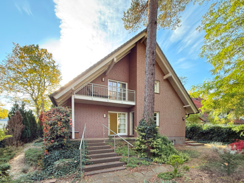 Hausrückansicht - 5 Zimmer Einfamilienhaus zum Kaufen in Kleinmachnow