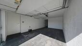 Garage mit Zugang zum Haus - 