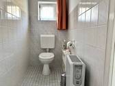 EG WC
- 