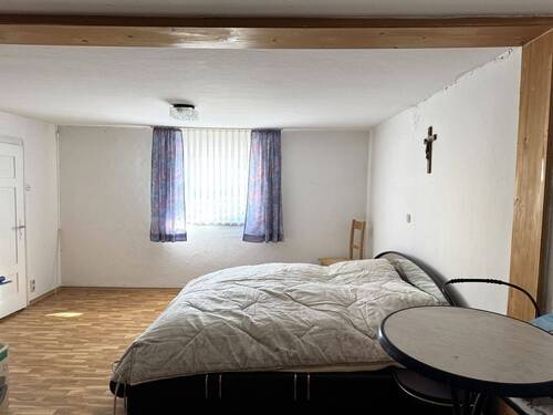 OG Schlafzimmer vorderer Teil.JPG - 