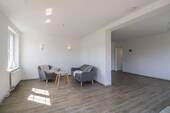 Wohnbereich (Nfl.) - 2 Zimmer Etagenwohnung in Sankt Peter-Ording