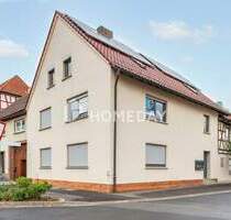 Zwei Wohngebäude, fünf Einheiten, große Scheune - Investition mit Perspektive - Bundorf