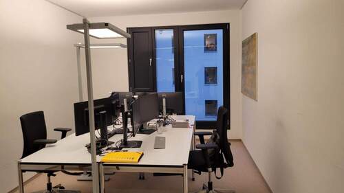 Schreibtischplätze - 