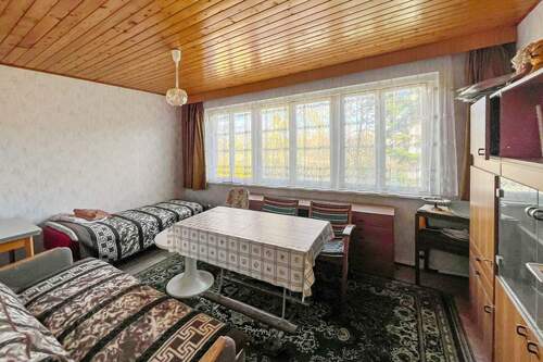 Zimmer - 2 Zimmer Mehrfamilienhaus, Wohnhaus zum Kaufen in Hoppegarten