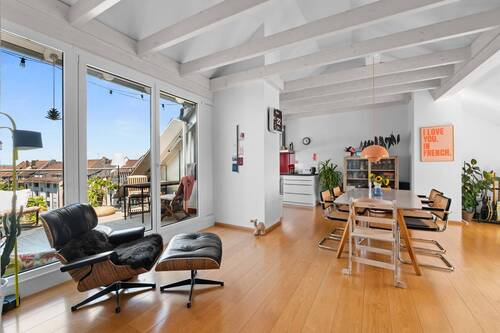 Wohnbereich9 - Lichterfüllte 4-Zimmerwohnung mit Terrasse und Personenaufzug in 79108 Freiburg-Herdern