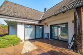 Terrasse - 6 Zimmer Einfamilienhaus zum Kaufen in Einbeck