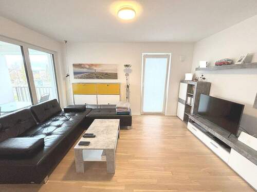 Wohnzimmer - 2 Zimmer Etagenwohnung in Trier / Tarforst