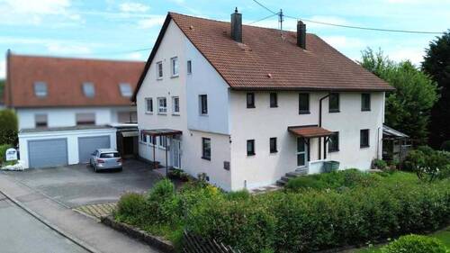 26011-RL-01 - Wohnhaus mit 3 Wohneinheiten, Gewerbeeinheit, Doppelgarage und wunderschönem Garten