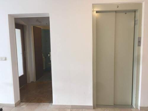 Wohnungseingang vom Gang - 