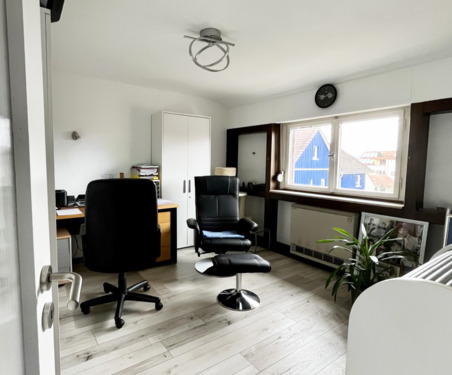 Zimmer IV (Mittel).png - 