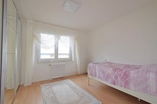 Optionales Kinder-/Arbeitszimmer - Etagenwohnung mit 82,90 m&sup2; in Lüneburg zur Miete