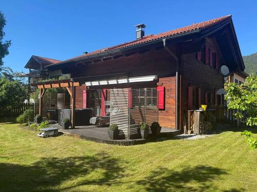 Titelbild - Christa Holzblockhaus in ruhiger sonniger Lage