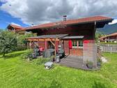 Hausansicht von Süden mit Garten - 