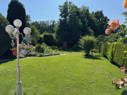 Garten - großzügiges, helles Einfamilienhaus in ruhiger Waldrandlage, Dudweiler