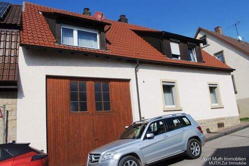 Titelbild-Ansicht - 6 Zimmer Doppelhaushälfte zum Kaufen in Sulzfeld