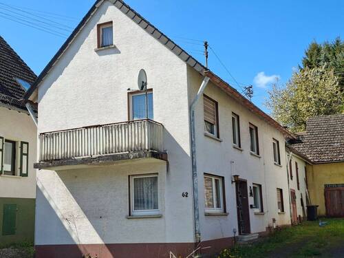 Hausansicht - Top-Gelegenheit! Sanierungsbedürftiges Einfamilienhaus in Oberreidenbach zu verkaufen.