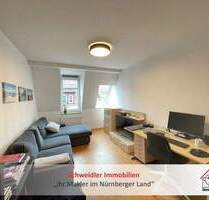 Nürnberg-Johannis: Moderne 2-Zimmer-DG-Wohnung mit EBK in schönem Jugendstilgebäude zur Miete