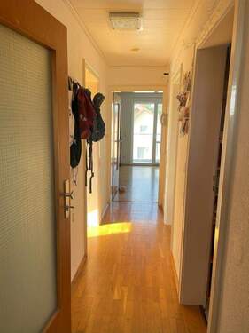 DG02_Flur.jpg - 2 Zimmer Etagenwohnung zur Miete in Radolfzell am Bodensee