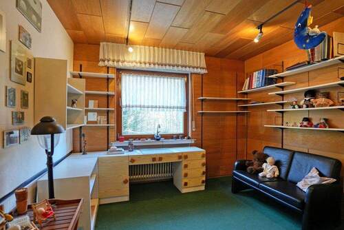Kinderzimmer im Erdgeschoss - 