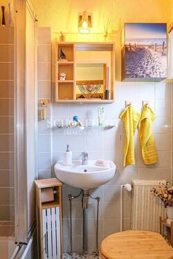 Gäste-Bad mit Dusche - 