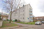 Ansicht Straße - Etagenwohnung mit 58,50 m&sup2; in Halle (Saale) zur Miete