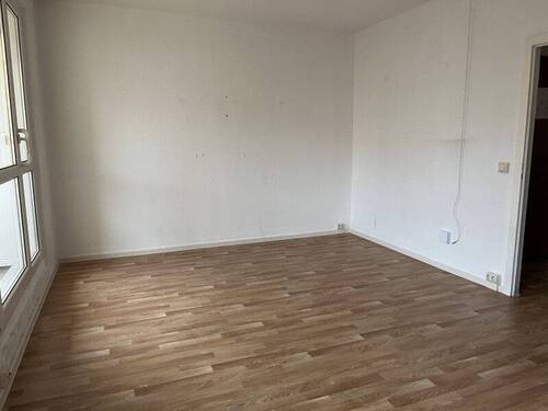Wohnbereich - Etagenwohnung mit 56,70 m² in Halle (Saale) zur Miete