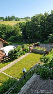Aussicht von den Balkonen - 8 Zimmer Mehrfamilienhaus, Wohnhaus zum Kaufen in Zuzenhausen