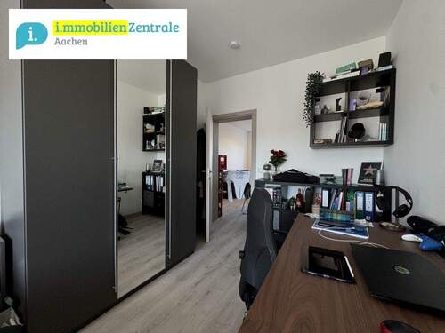 Arbeitszimmer - 