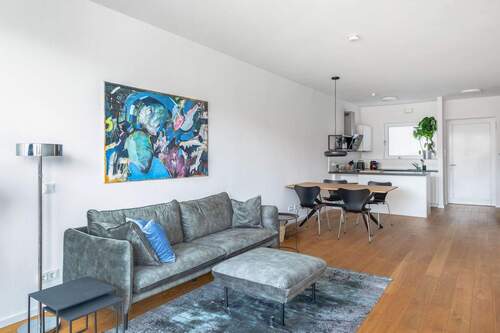 Wohnzimmer - Etagenwohnung mit 70,50 m&sup2; in Berlin zur Miete