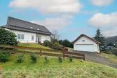 Straßenansicht - 8 Zimmer Einfamilienhaus zum Kaufen in Kürten