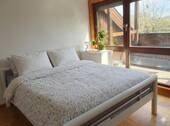 Schlafzimmer mit Loggiazugang - 