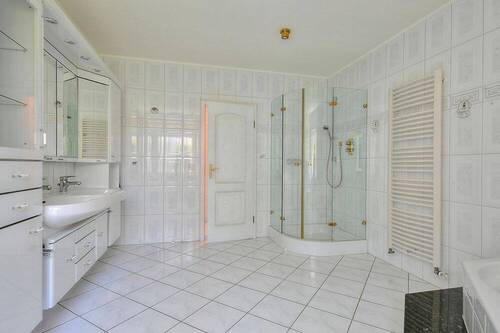 Bungalow-Badendorf-EG-Bad-2 - 