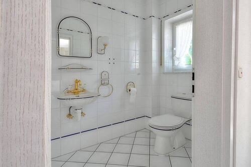 Bungalow-Badendorf-EG-Gäste-WC-2 - 