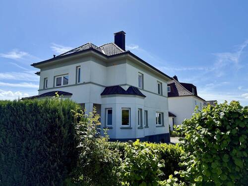 Ansicht Wohnhaus - Fröndenberg-Dellwig: Exklusives Zweifamilienhaus - Naturverbundenes Wohnen nahe der Ruhr-Auen!