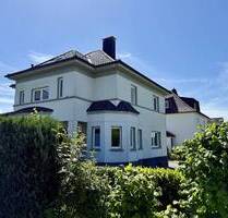 Fröndenberg-Dellwig: Exklusives Zweifamilienhaus - Naturverbundenes Wohnen nahe der Ruhr-Auen!