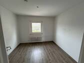 Schlafzimmer 1/2 - 2 Zimmer Etagenwohnung in Duisburg