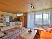 Wohnzimmer - 2 Zimmer Etagenwohnung zum Kaufen in Leinfelden-Echterdingen