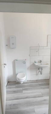 Bad - 4 Zimmer Etagenwohnung zur Miete in Oberhausen