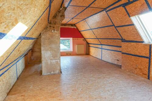 Dachbodenzimmer - 