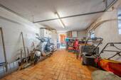 Garage - 