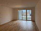 Wohnzimmer & Terrasse - 2 Zimmer Terrassenwohnung zur Miete in Koblenz
