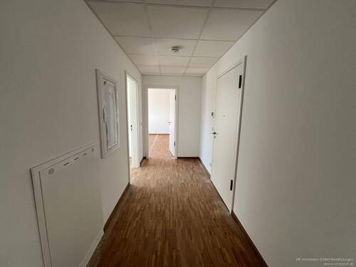 Flur - 2 Zimmer Etagenwohnung in Sömmerda