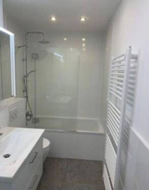 Badezimmer - Etagenwohnung mit 52,00 m² in München zum Kaufen